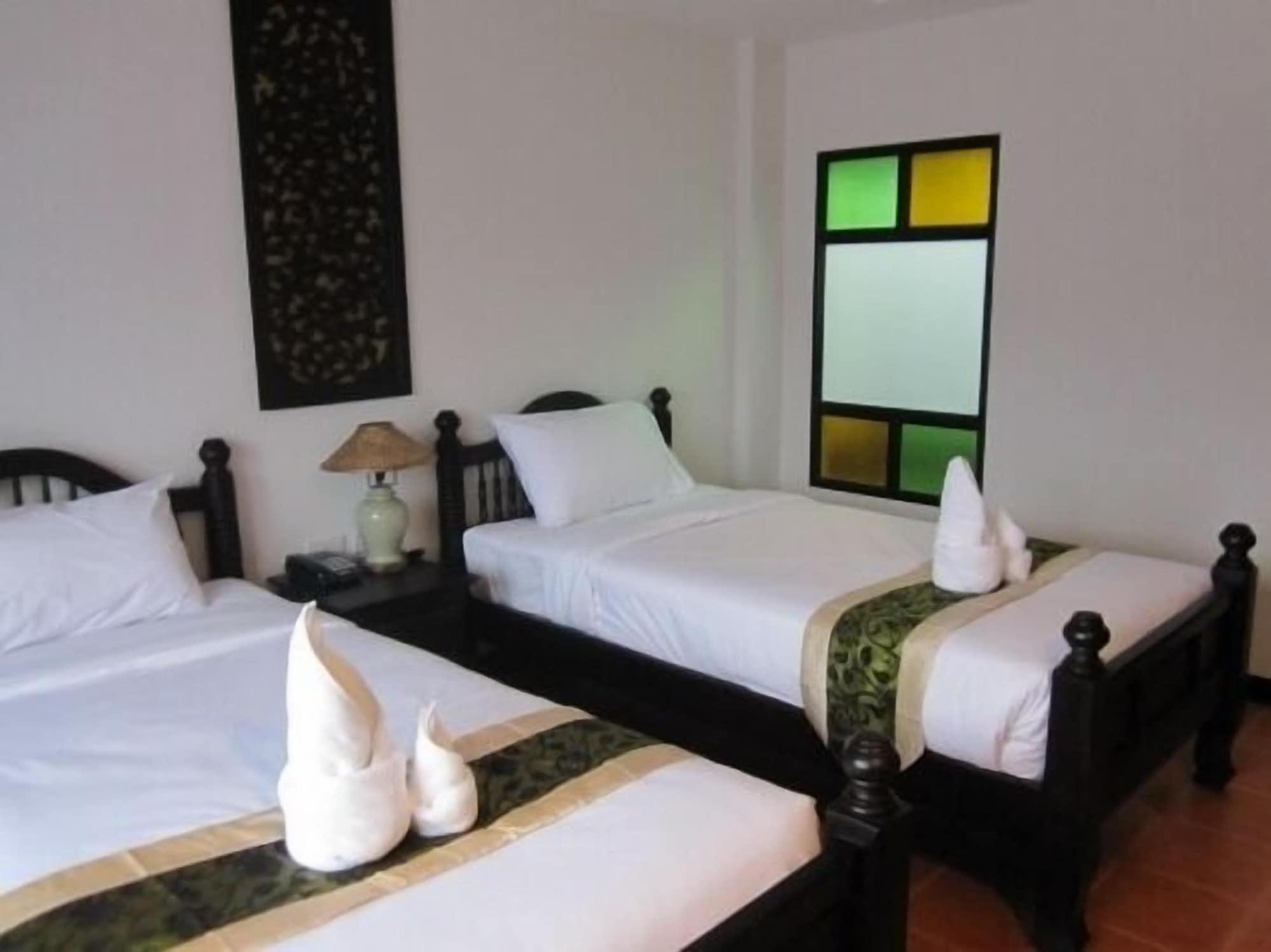 Wangburapa Grand Hotel Чиангмай Экстерьер фото