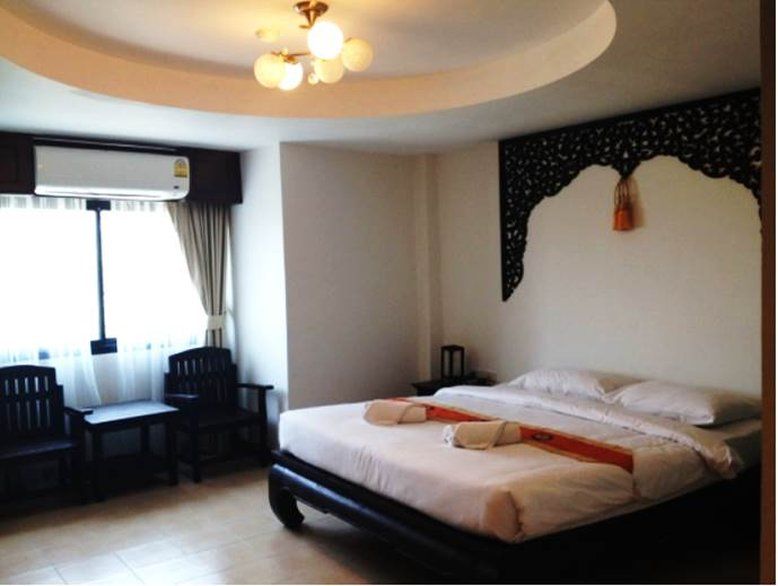 Wangburapa Grand Hotel Чиангмай Экстерьер фото