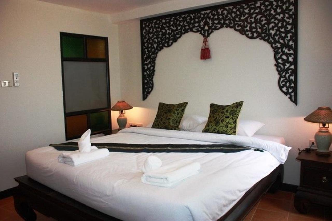 Wangburapa Grand Hotel Чиангмай Экстерьер фото